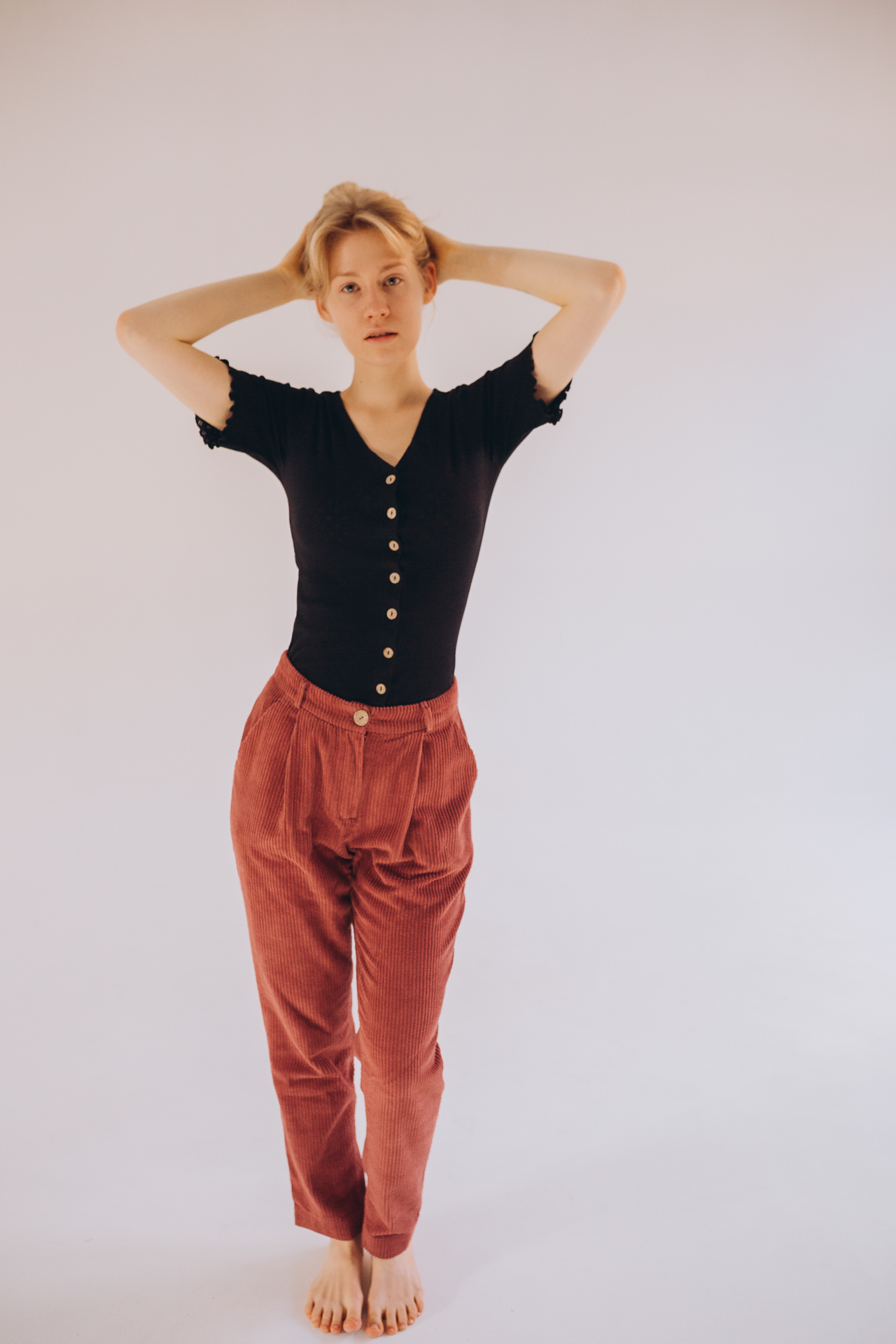 Top z krótkim rękawem Mellow - Czarny - obrazek 7