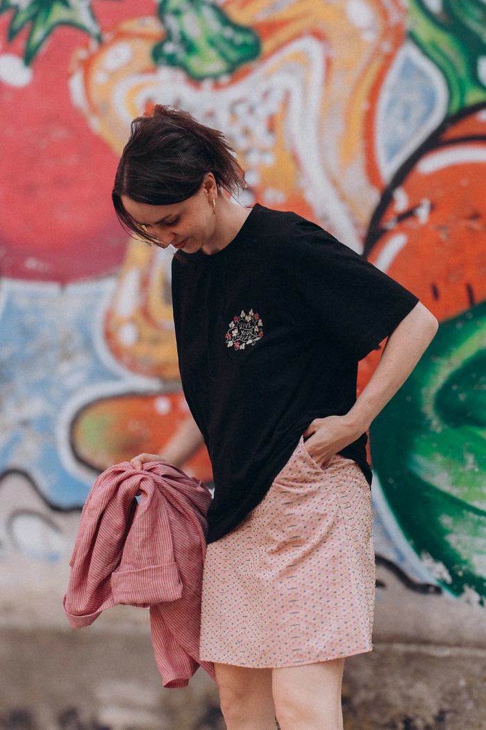 t-shirt z kotem